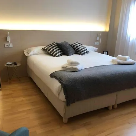 Yuhom, Casas Con Alma. Xacedos 7 * Mino